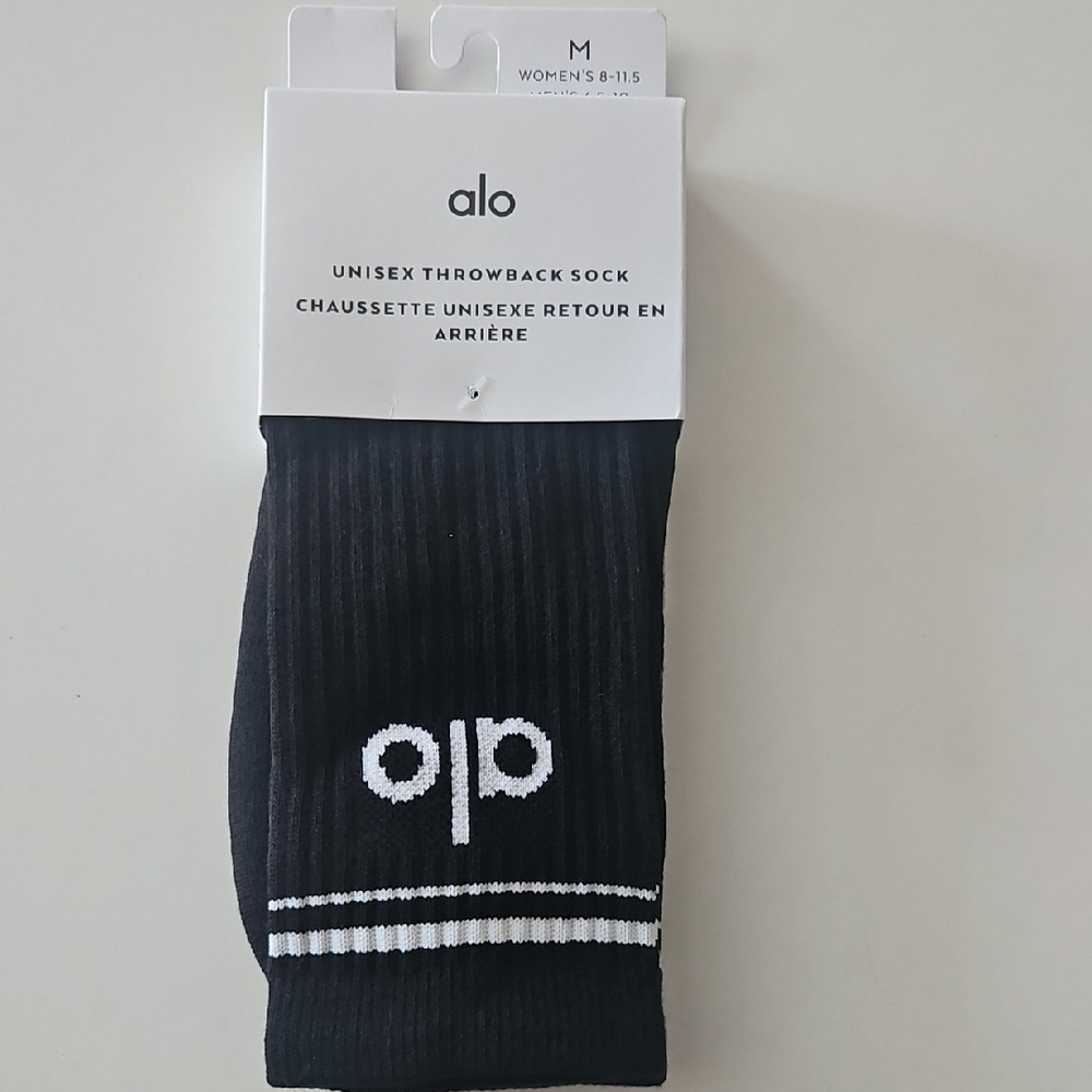 ALO Yoga Black and White Unisex Throwback Socks